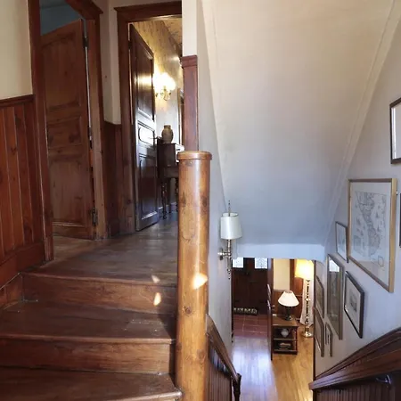 Chalet Casa Passeg Dera Libertat 8 *